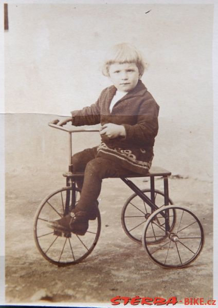 Children tricycle - England, circa 1920