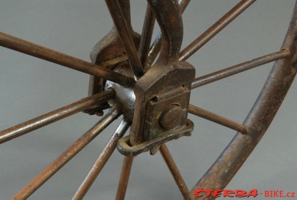 High wheel with suspension, France - around 1873