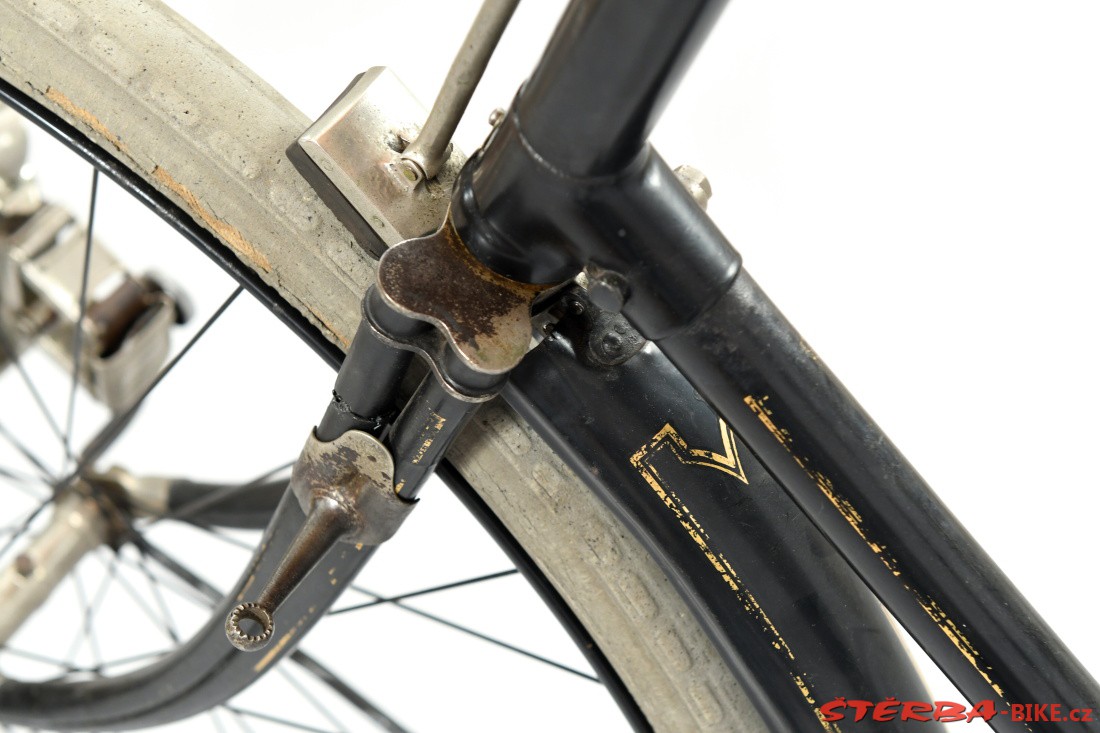 The cheap humber bicycle