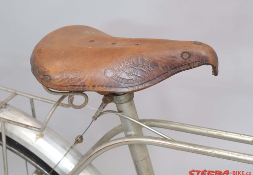 Hurtu cyclotouring tandem, late 1940s