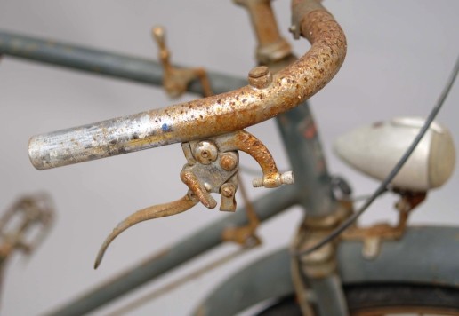 4 speed luxury model Hirondelle retro-directe