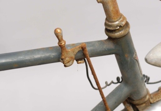 4 speed luxury model Hirondelle retro-directe