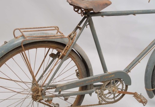 4 speed luxury model Hirondelle retro-directe