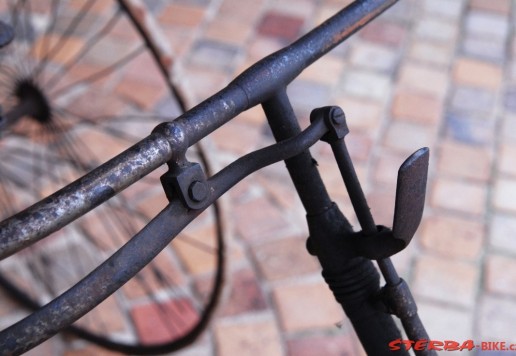 Tricykl tandem, cca 1890