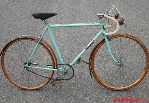 Bianchi, c.1930 Italy racing bike