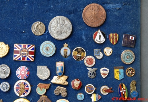 Approx. 150 pins of cycling, federations
