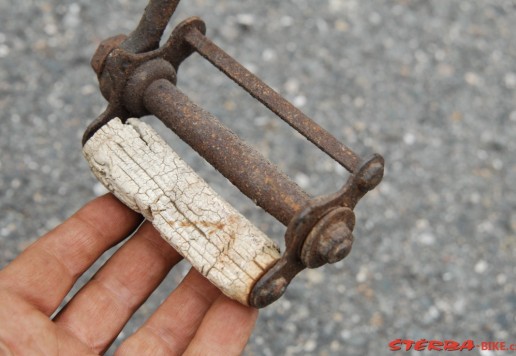 Hard Tire Safety – c1890