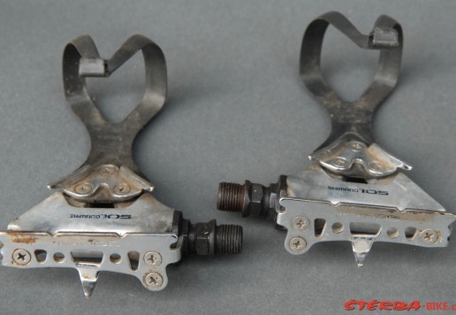 Pedals - Shimano 105