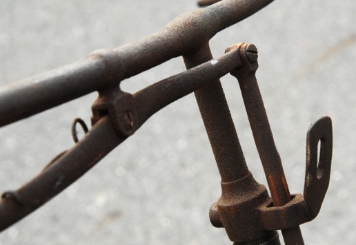 Suspension X frame safety c. 1888