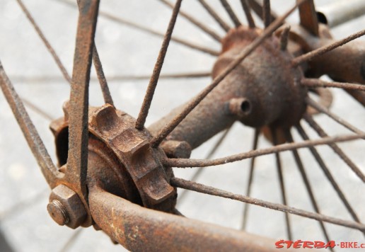 Suspension X frame safety c. 1888