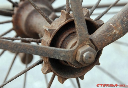 Suspension X frame safety c. 1888