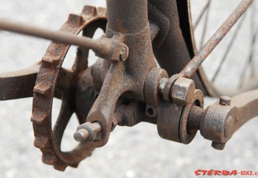 Suspension X frame safety c. 1888