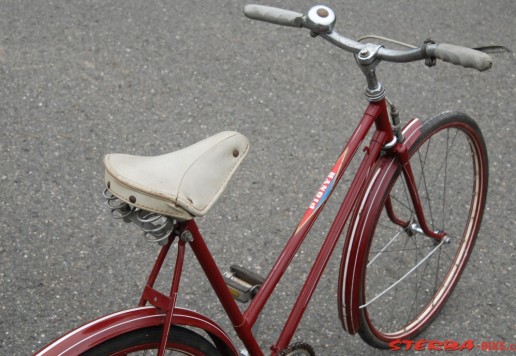 Velamos, dívčí kolo "PIONÝR 22" cca 1960/70