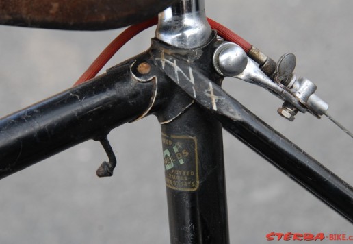 Carlton „semi-lightweight“ – cca 1940/50