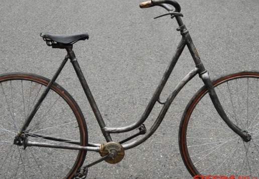 METROPOLE Ladies bike c.1900