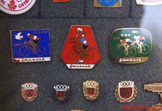 Badges "Course de la Paix" in box