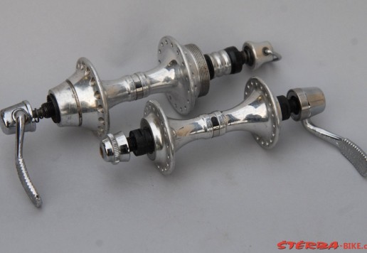 Náboje Campagnolo Record a Chorus