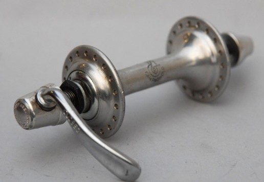 Front hub Campagnolo (4)