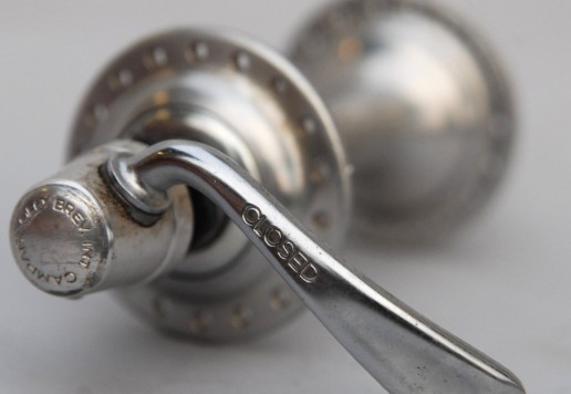Front hub Campagnolo (4)