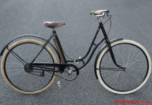 Hirondelle LADY, retro directe - Francie cca 1930
