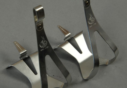 Record trouser clips