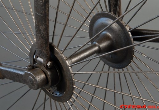 High wheel - Columbia Expert 1884