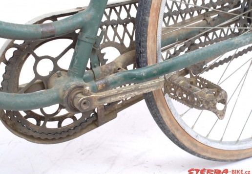 Hirondelle retro-direct, c. 1920