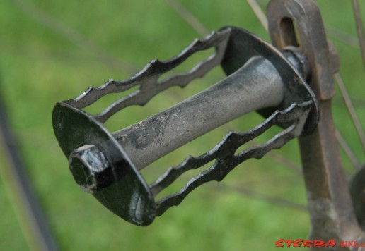 SINGER  High wheel - England 46“ – 1886