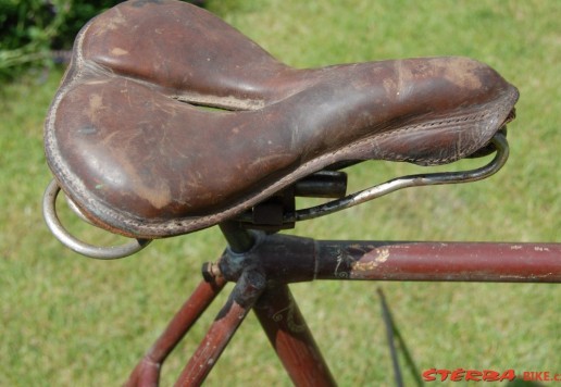 Tandem pro dva pány, Clipper - USA