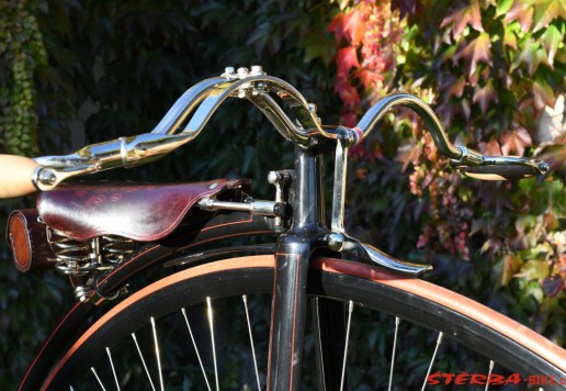 Měsíček Race High wheel 54“ – replica