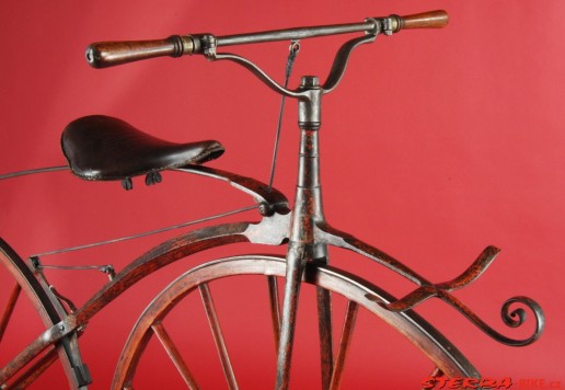 Anthoni, Paris, France, boneshaker – c.1870