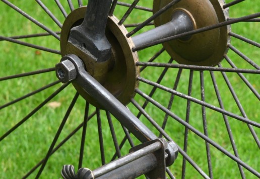 High wheel with suspension, France - around 1875