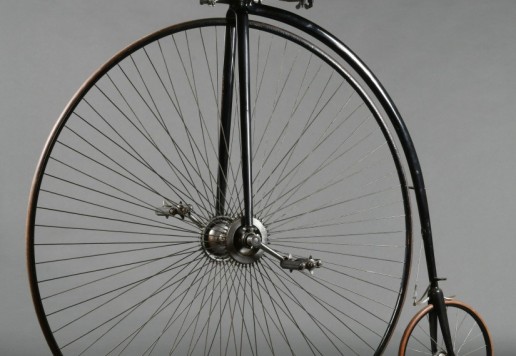 High wheel with suspension seadle - BRUXELLES 52"c.1880