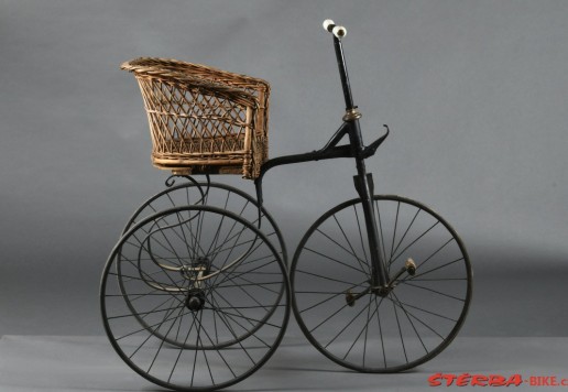 Dětský tricykl – Francie nebo Itálie okolo 1880
