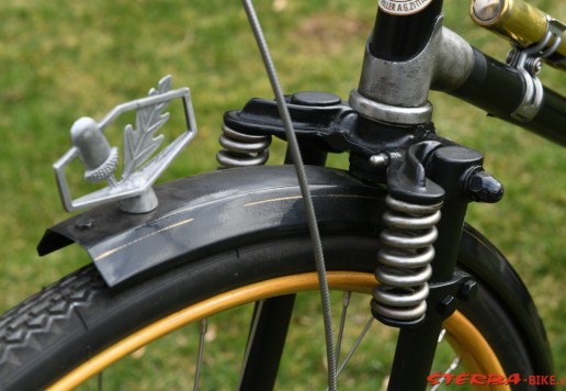 Two bicycles - SET: Phänomen, model Swingrad, c.1936 