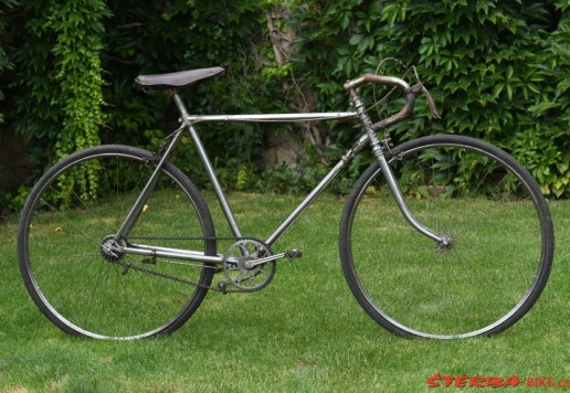 ARELI - španělský závodní stroj 1928
