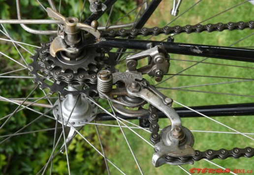 LOUIS PITARD, FRANCIE  1944 (System NIVEX)