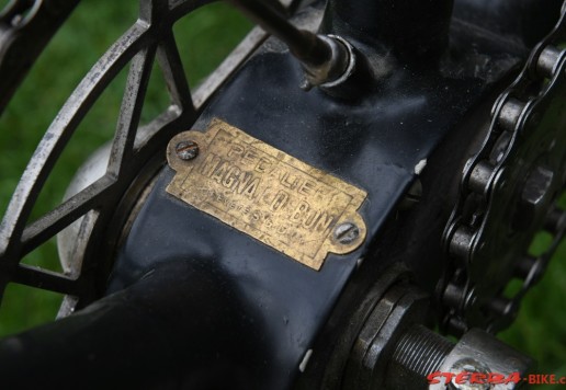 Magnat-Debon, oval box gear change, po 1905