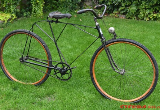 Knoll´s Spring frame man´s bicycle 1899