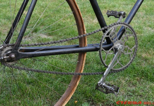 BSA závodní stroj, cca 1920