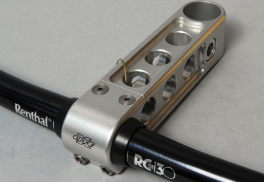 Renthal X-Lite stem and handlebars