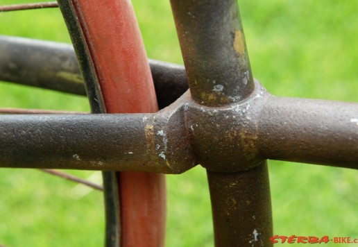 „X-frame“ – bezpečník
