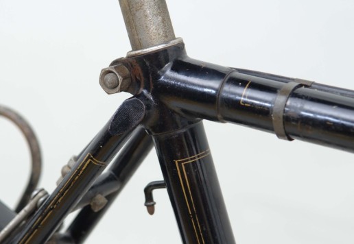 "Luxury“ Hirondelle retro-directe – France 1920 circa