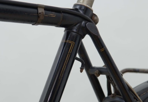 "Luxury“ Hirondelle retro-directe – France 1920 circa