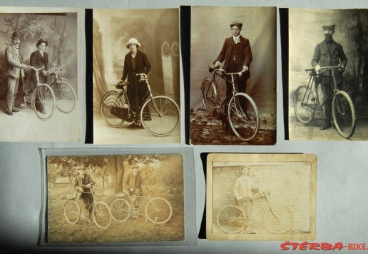 Set of photographic postcards