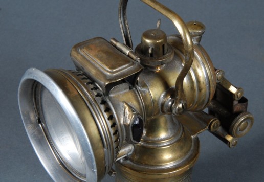 H. Miller & Co. 'Cetolite' acetylene gas lamp