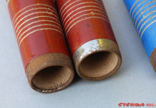 Three pairs wooden grips.