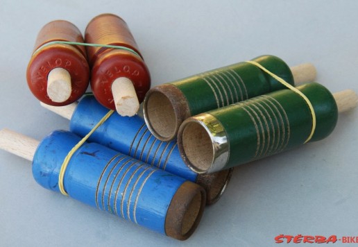 Three pairs wooden grips.
