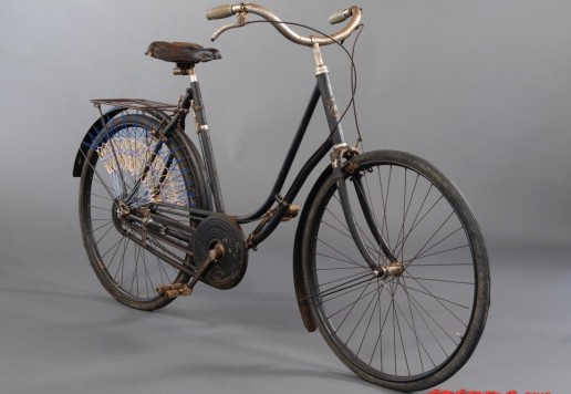 Peugeot dámské kolo 1910