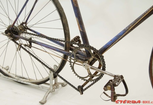 Pelissier racing bike, mid 30s